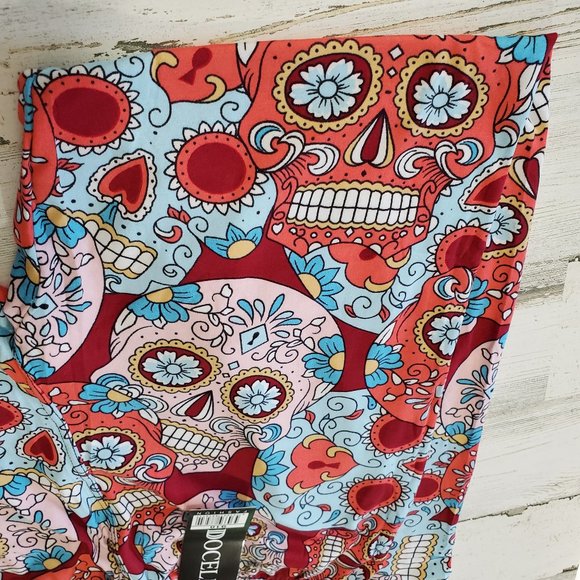 Red Pink Blue Hearts Skulls Halloween Women's Leggings OSFM - Picture 4 of 4